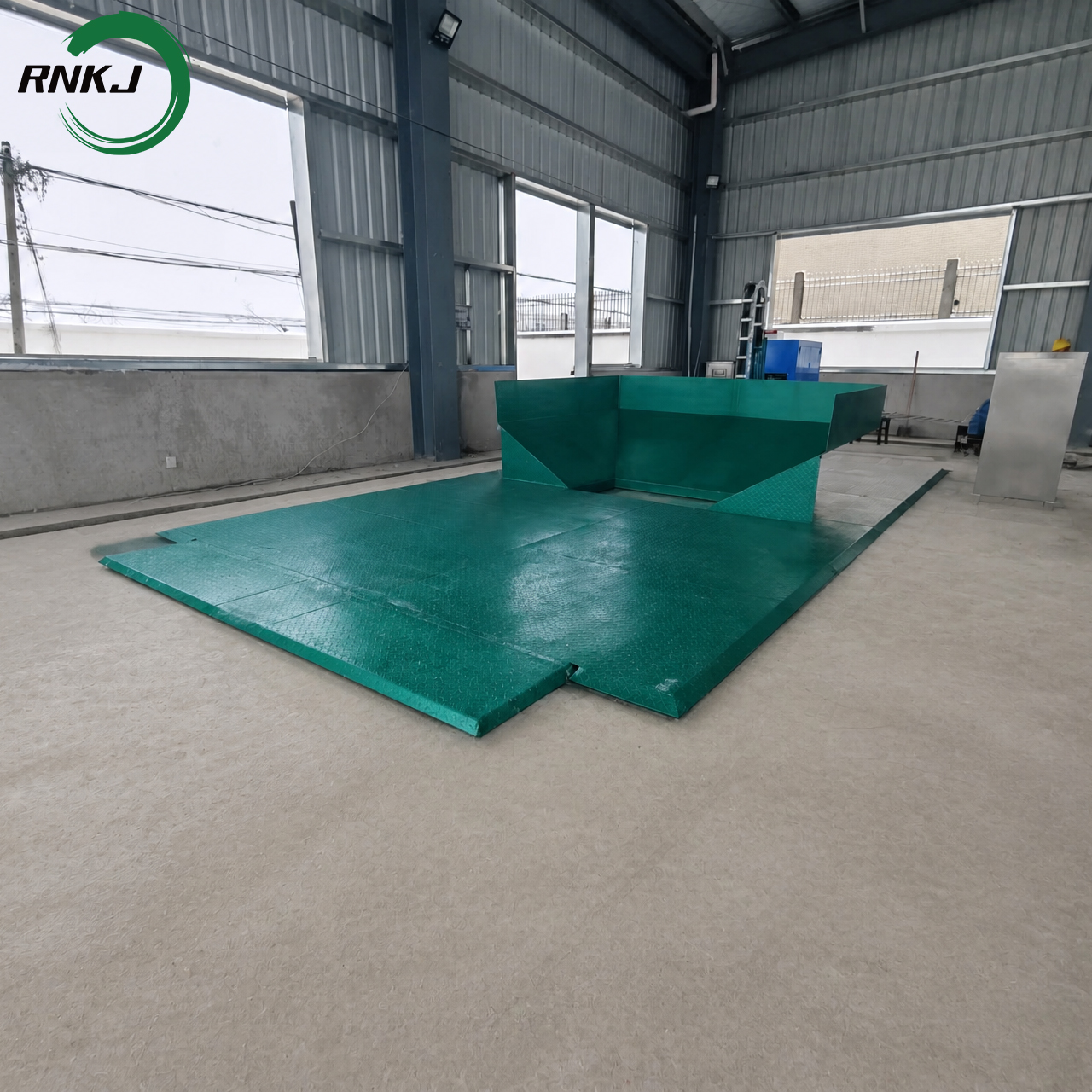High-Efficiency Underground Horizontal Waste Compactor for Industrial Park High-Efficiency Underground Horizontal Waste Compactor for Industrial Park