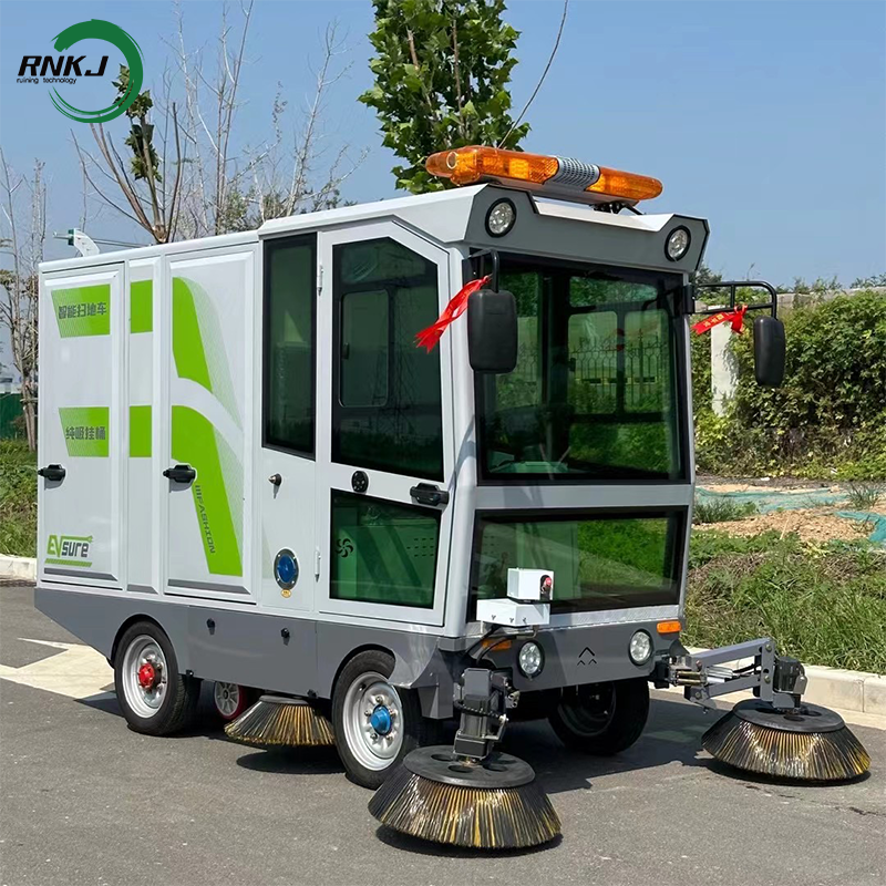 Bucket-type road cleaning machine