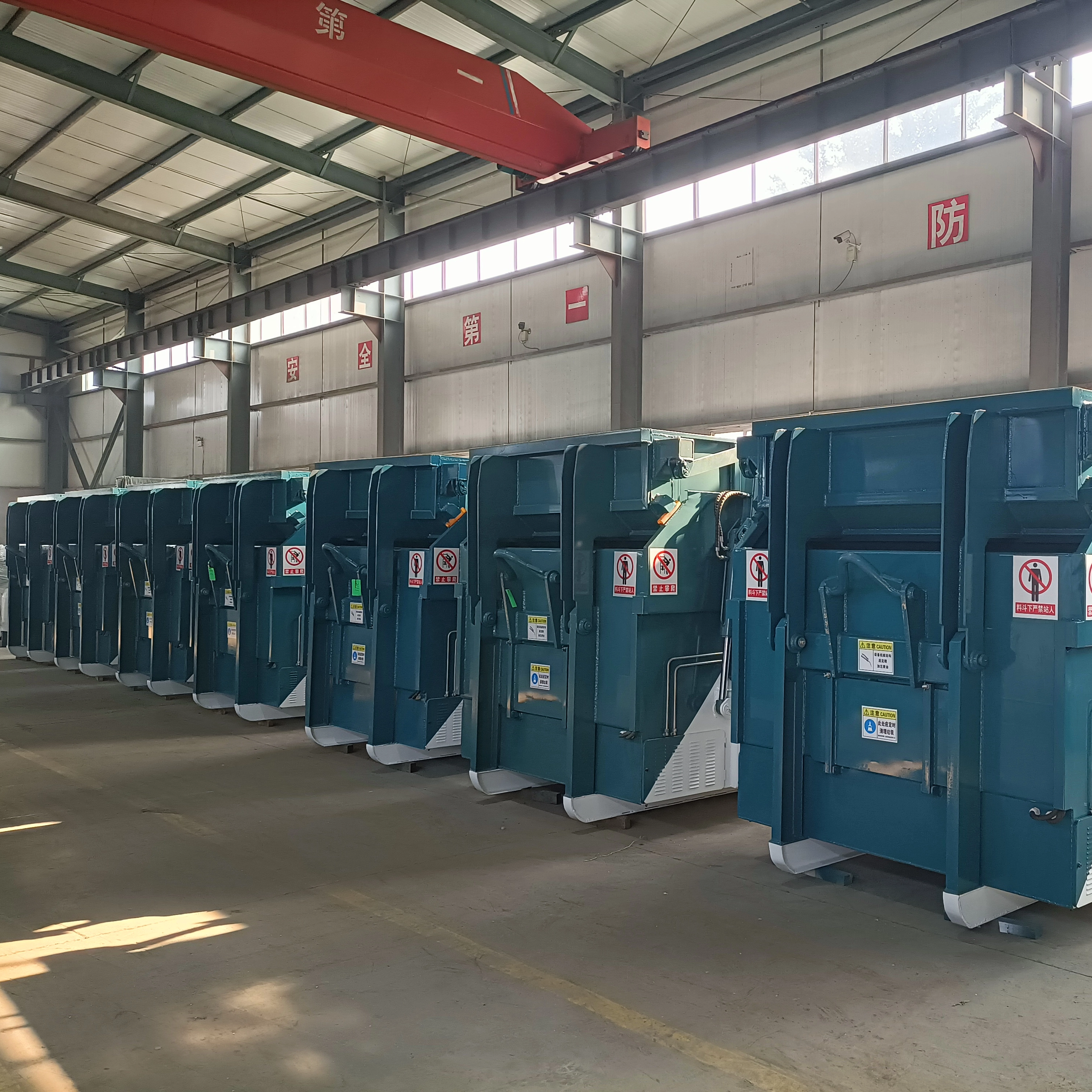 Hydraulic Hopper Trash Compressor