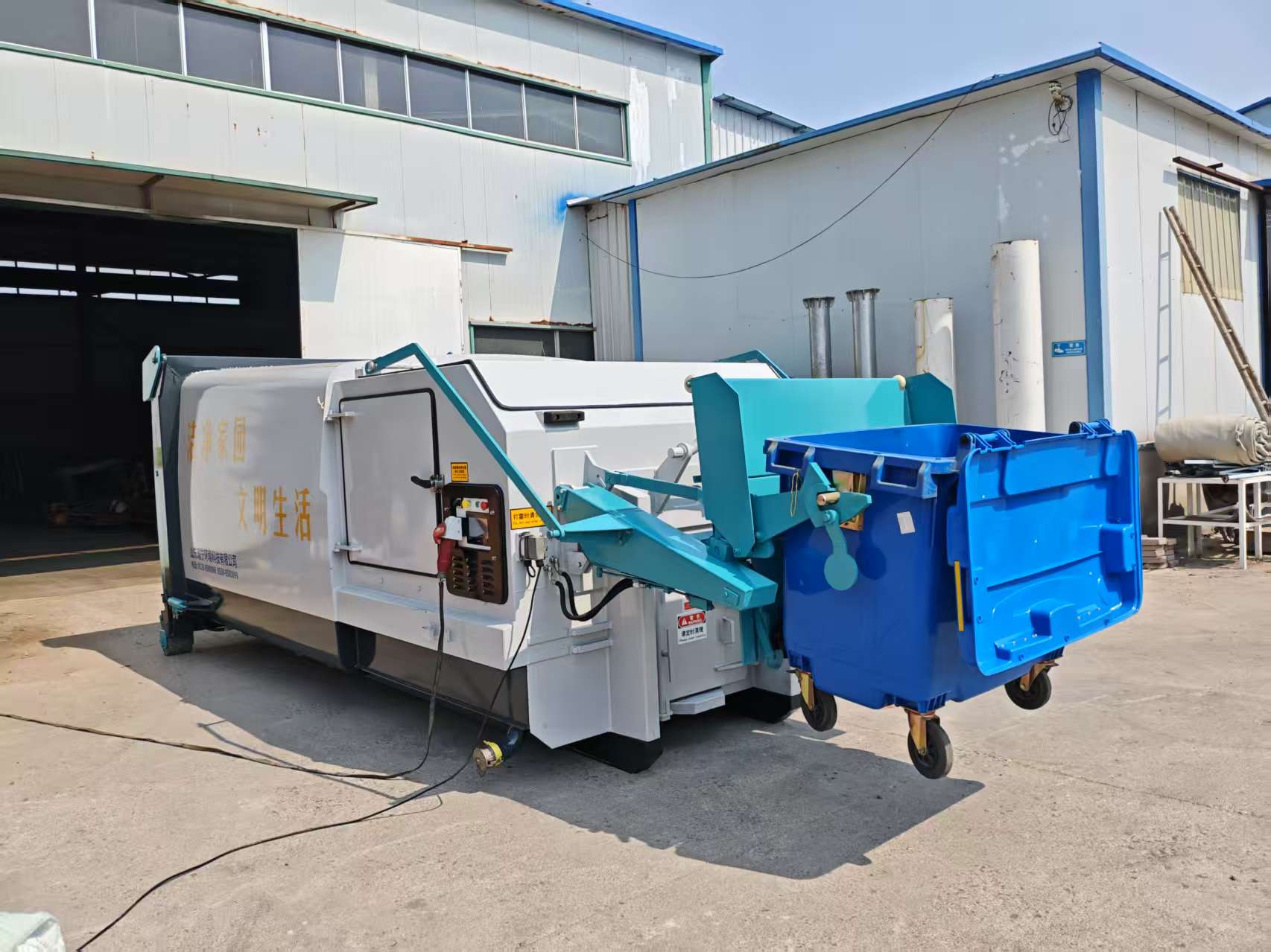 Bucket Compression Waste Station