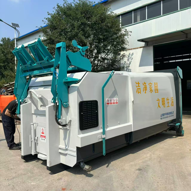 Bucket Garbage Compaction Station