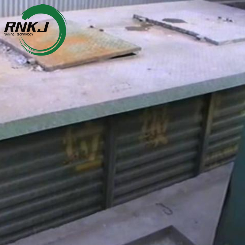 Single-box Trash Station