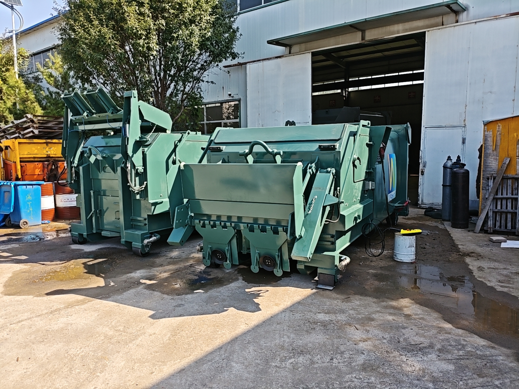 Garbage Compression Station User Guide