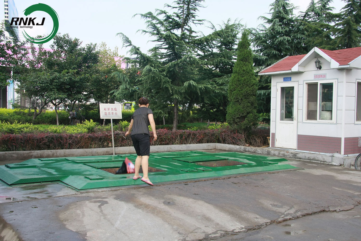 Double Box Underground Garbage Station