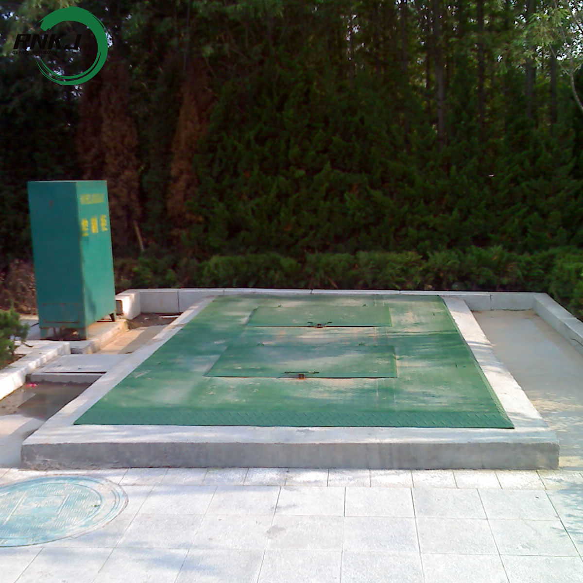 Underground Trash Station