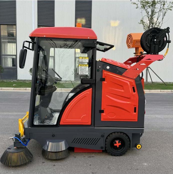 Ride On Street Sweeper