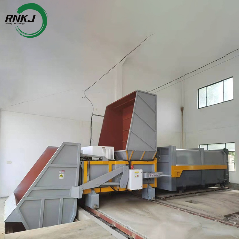 Large Volume Split Garbage Compactor for Industrial Park