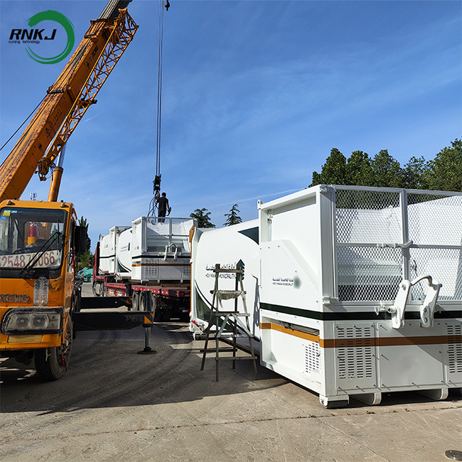 Mobile Garbage Compactor