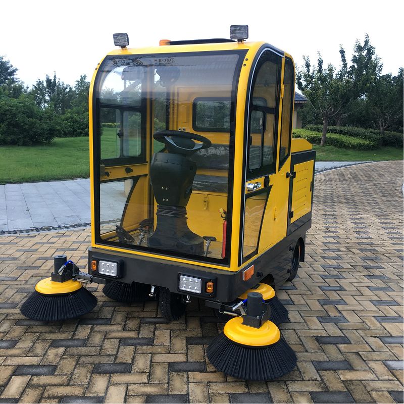 Cleaning Equipment Sweeper