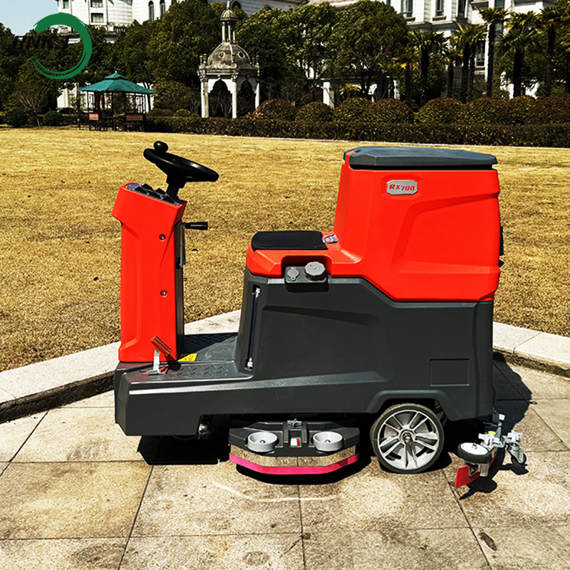 Ride On Electric Floor Scrubber