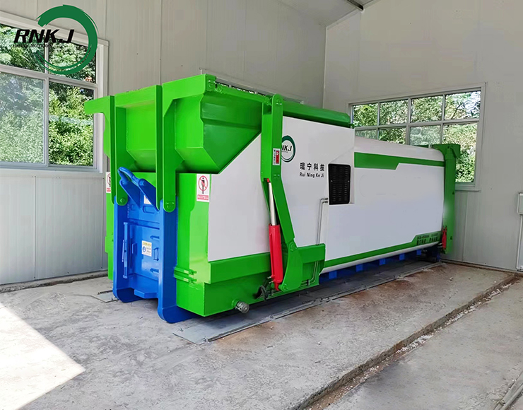 Hook Lift Garbage Compactor