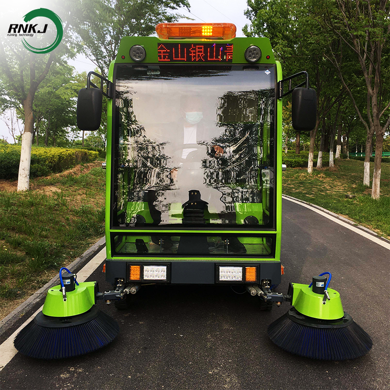 Road Sweeping Machine